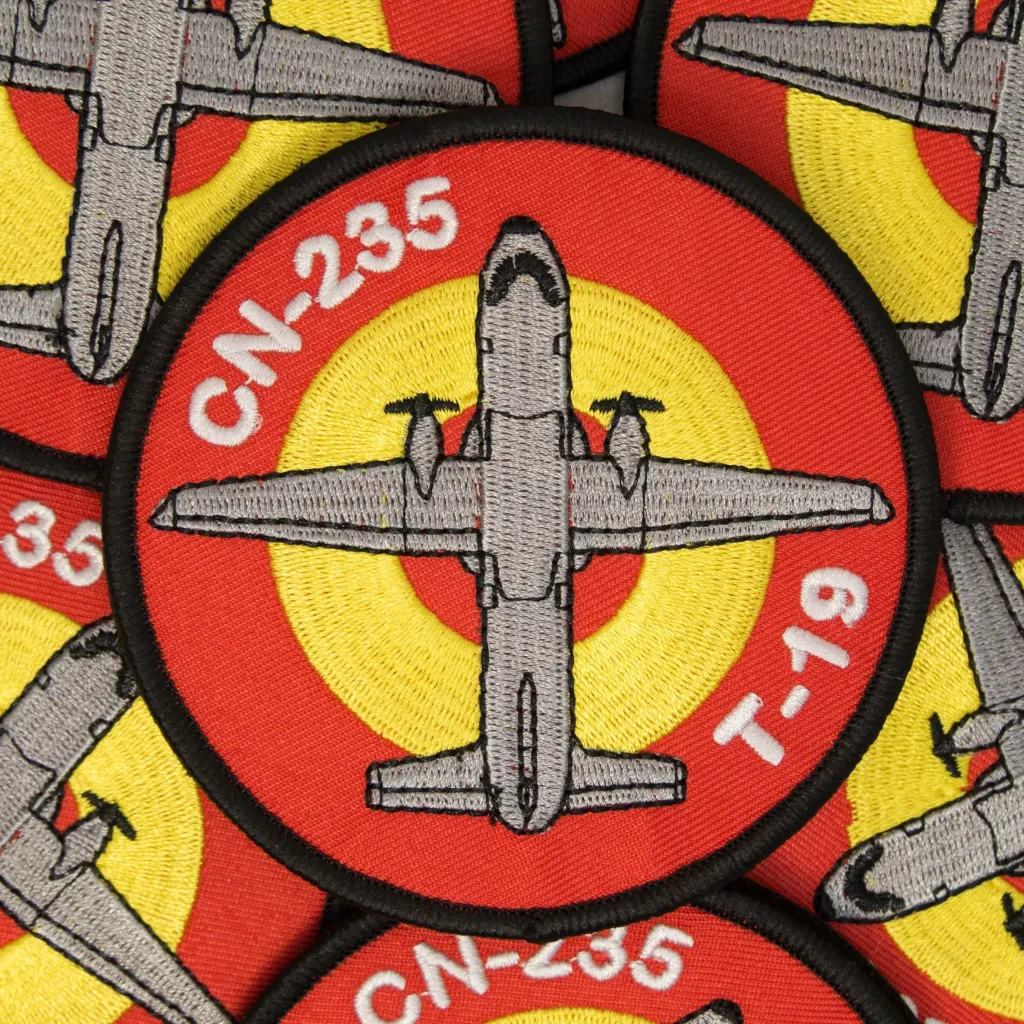 CN235 MONTON VERTICAL.webp